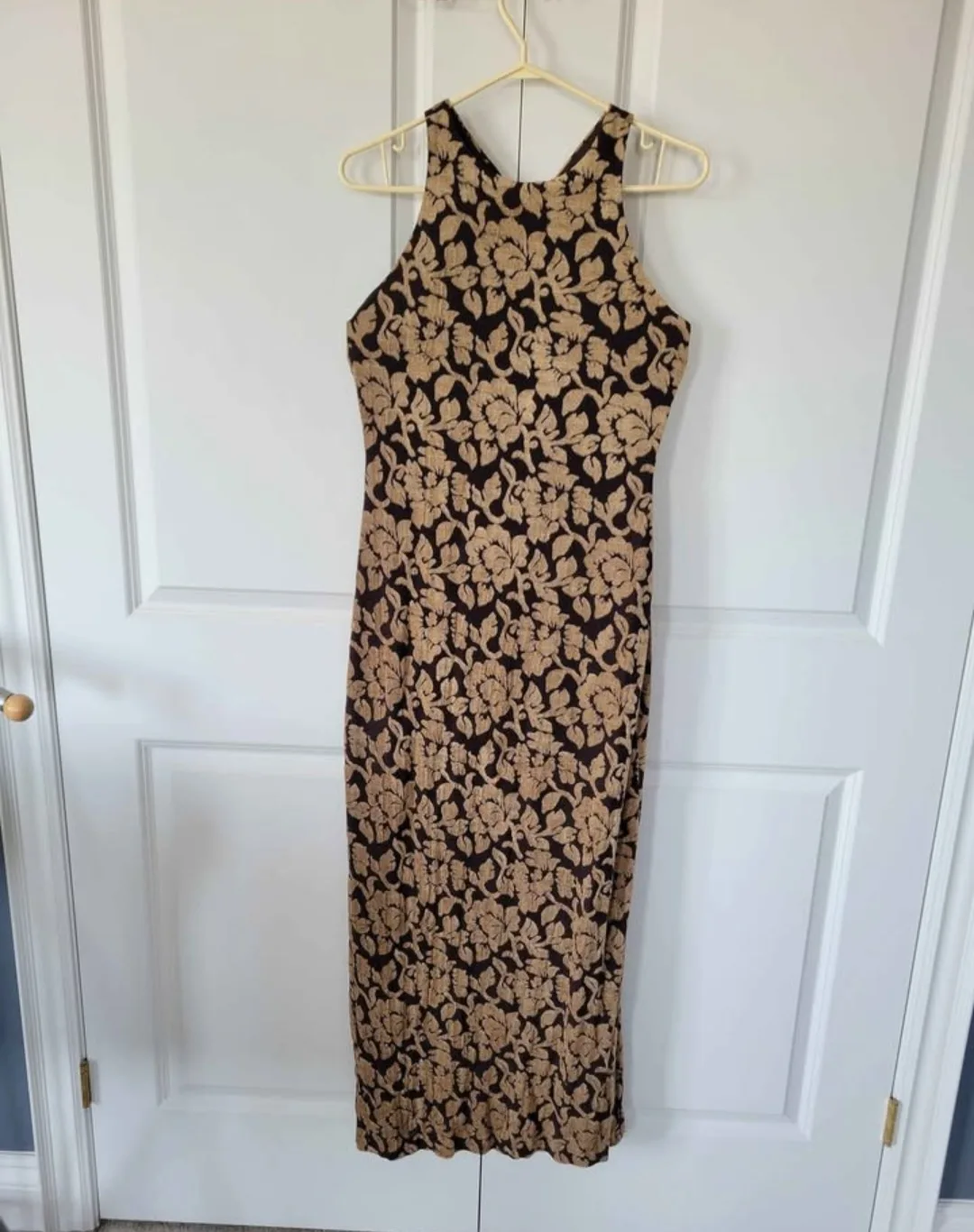 Stunning Floral Maxi Dress thumbnail