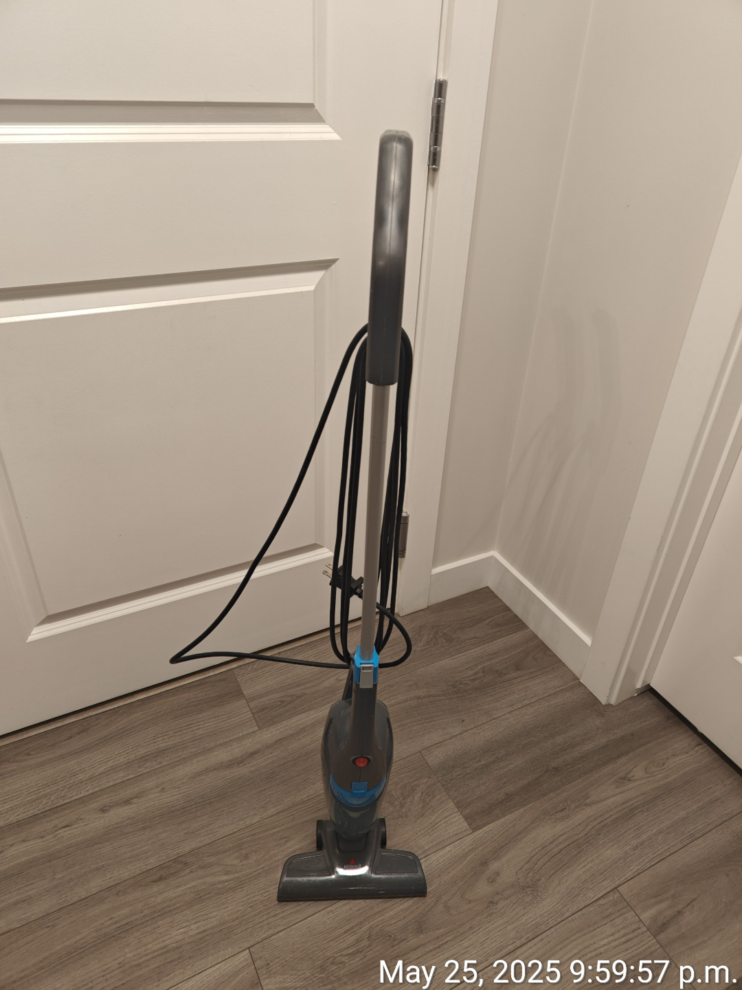 Bissell CleanView Stick Vacuum - photo 3
