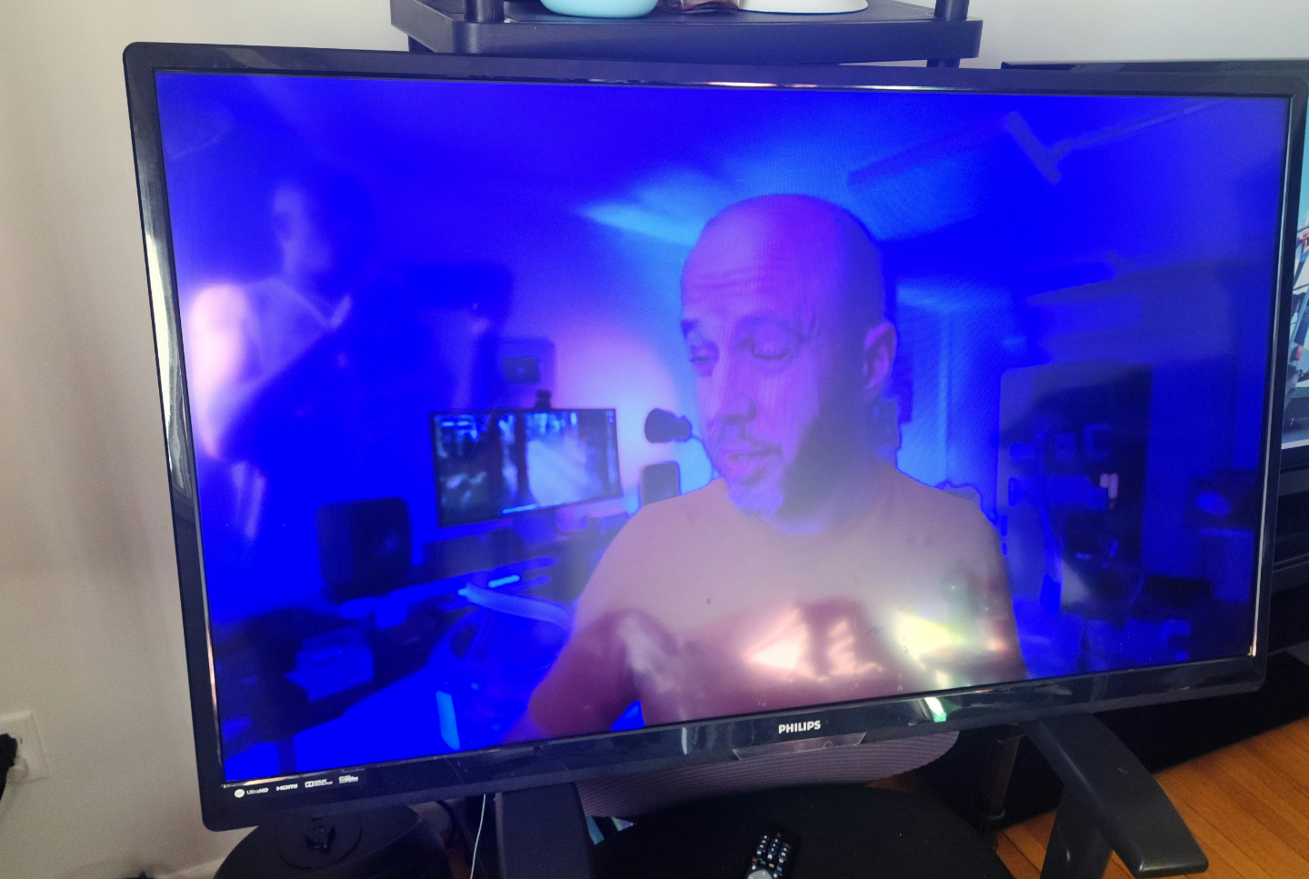 50 Inch Philips Smart TV - photo 2