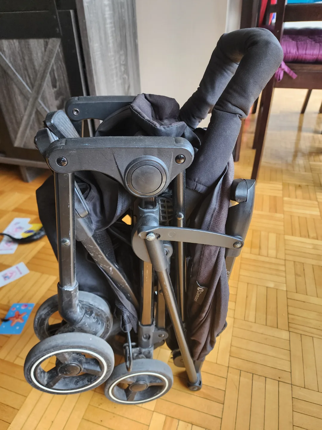 Contours Itsy lightweight stroller image indicator(5)