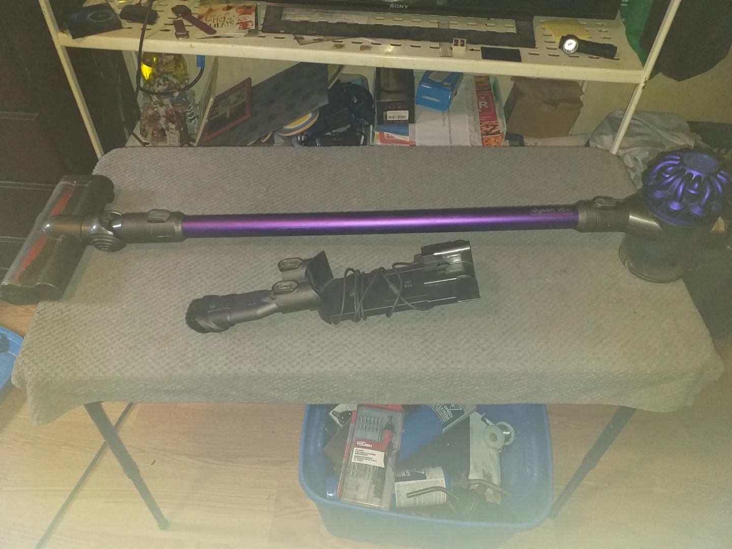 Dyson V6+ cordless vacuum - photo 3