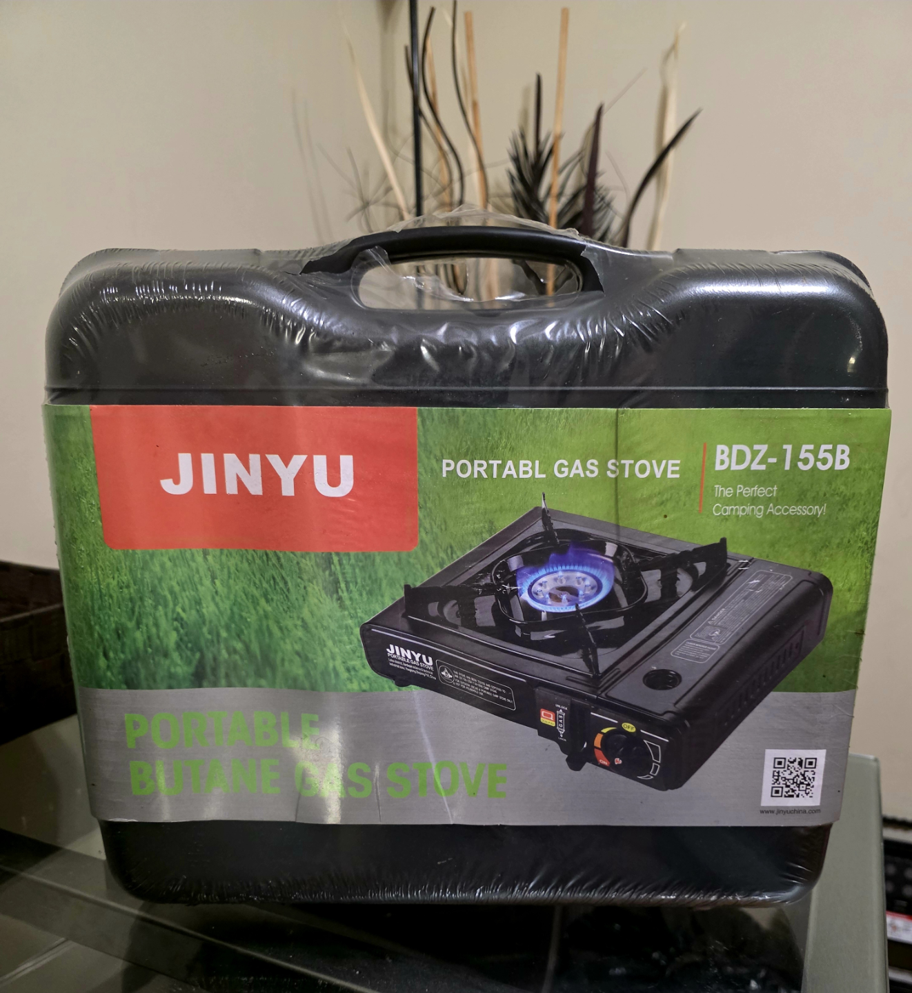 BRAND NEW Portable Butane Gas Stove with Four Fuel Cartridges - photo 2