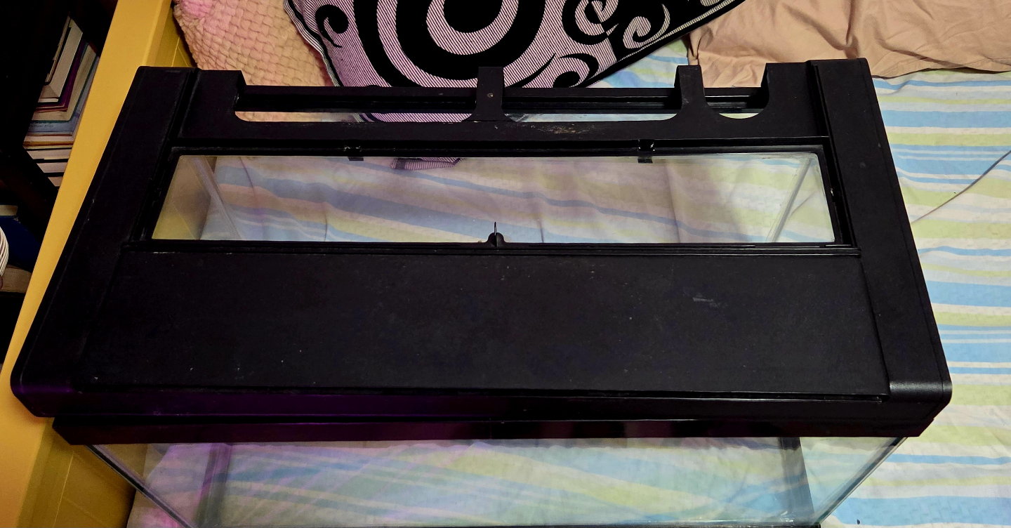 Aquarium with Lid for Sale - photo 2