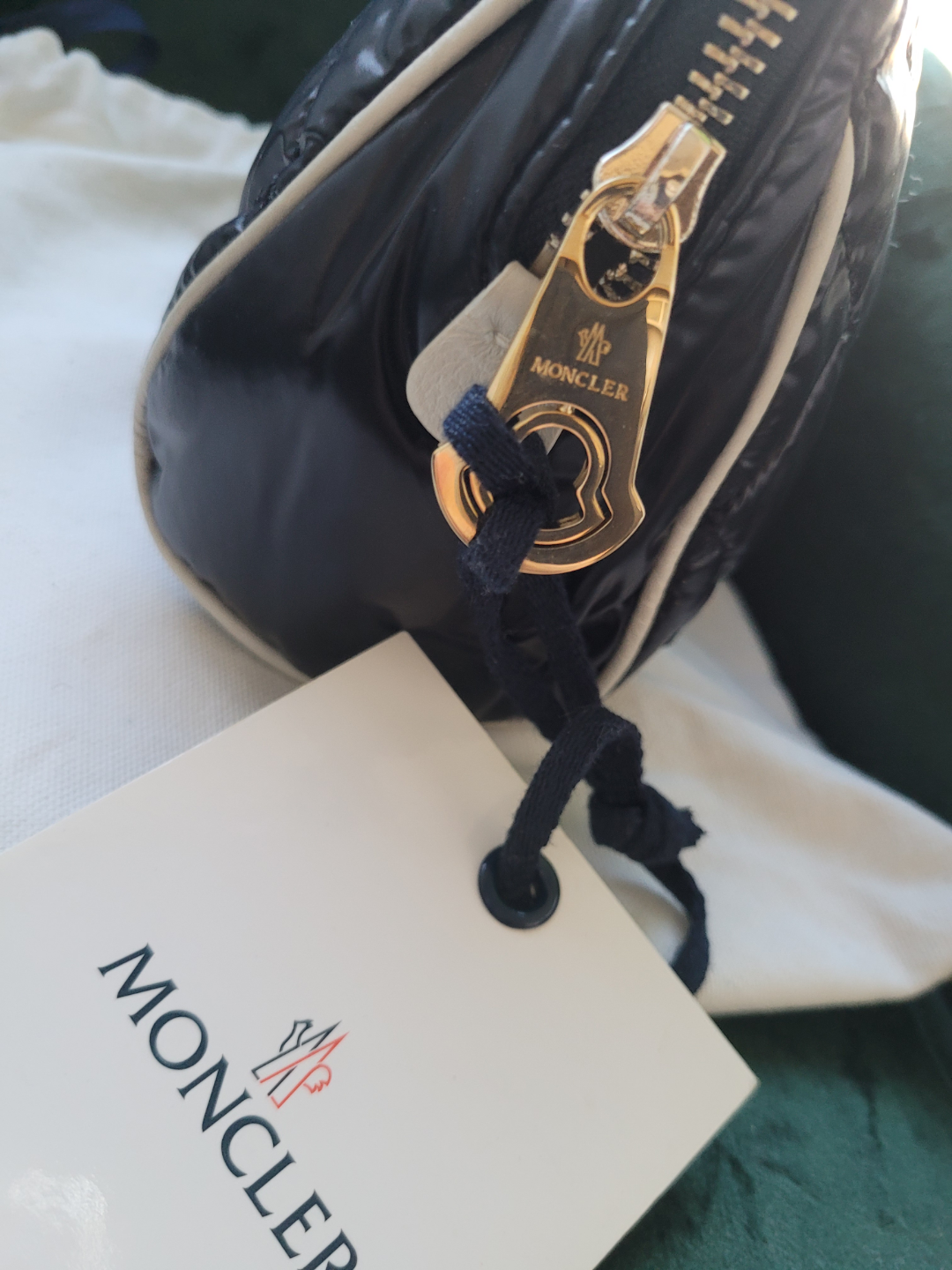 Moncler Black Quilted Pouch - photo 3