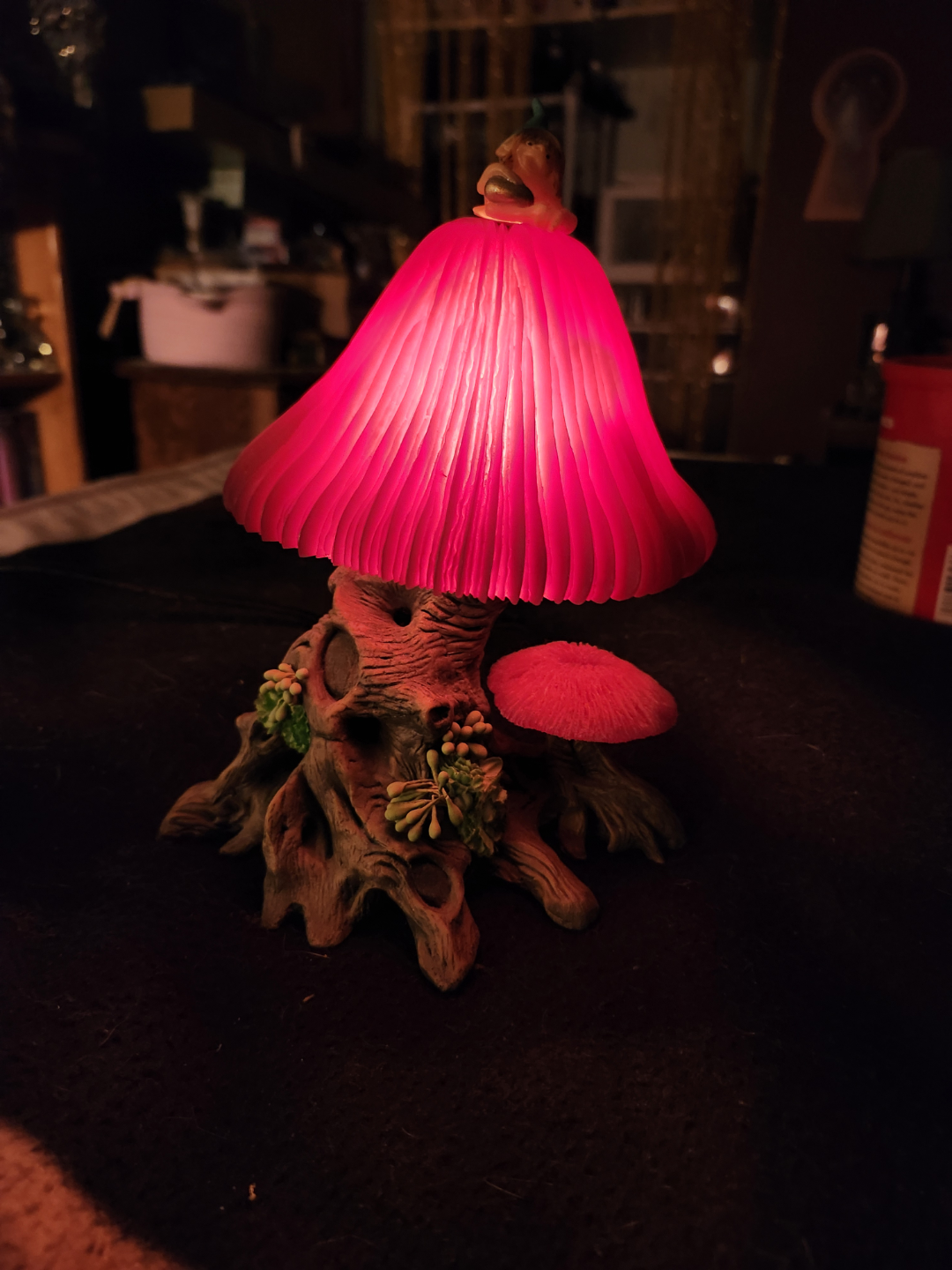 Mushroom Lamp with Gnome Figurine - photo 4