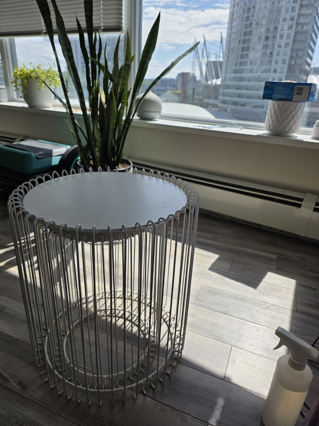 STRUCTUBE White Metal Nesting Tables Set of 2 - photo 4