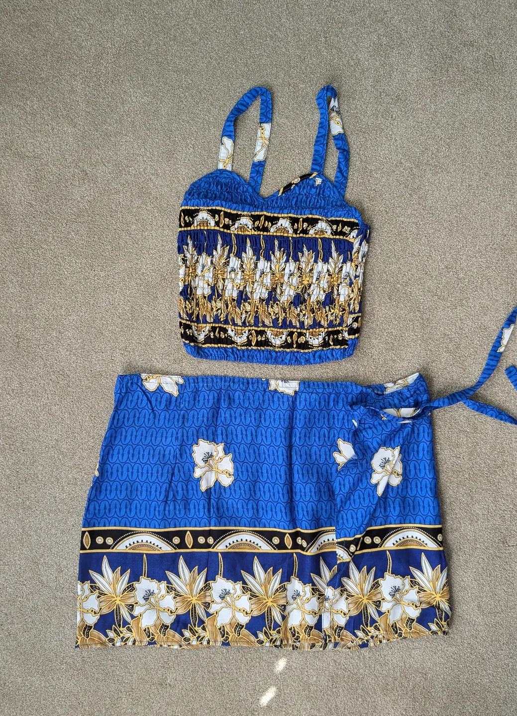 Floral Wraps & Crop Top Sets image indicator(2)