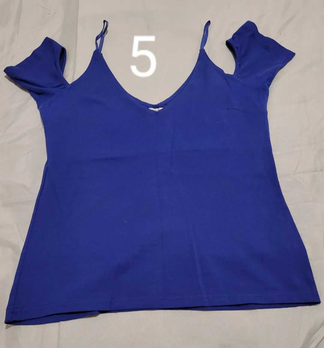 Women's Tops Bundle - 5 Different Styles  see description image indicator(5)