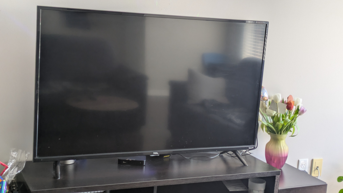 50 " inch TCL Roku Smart TV - Excellent condition - photo 2