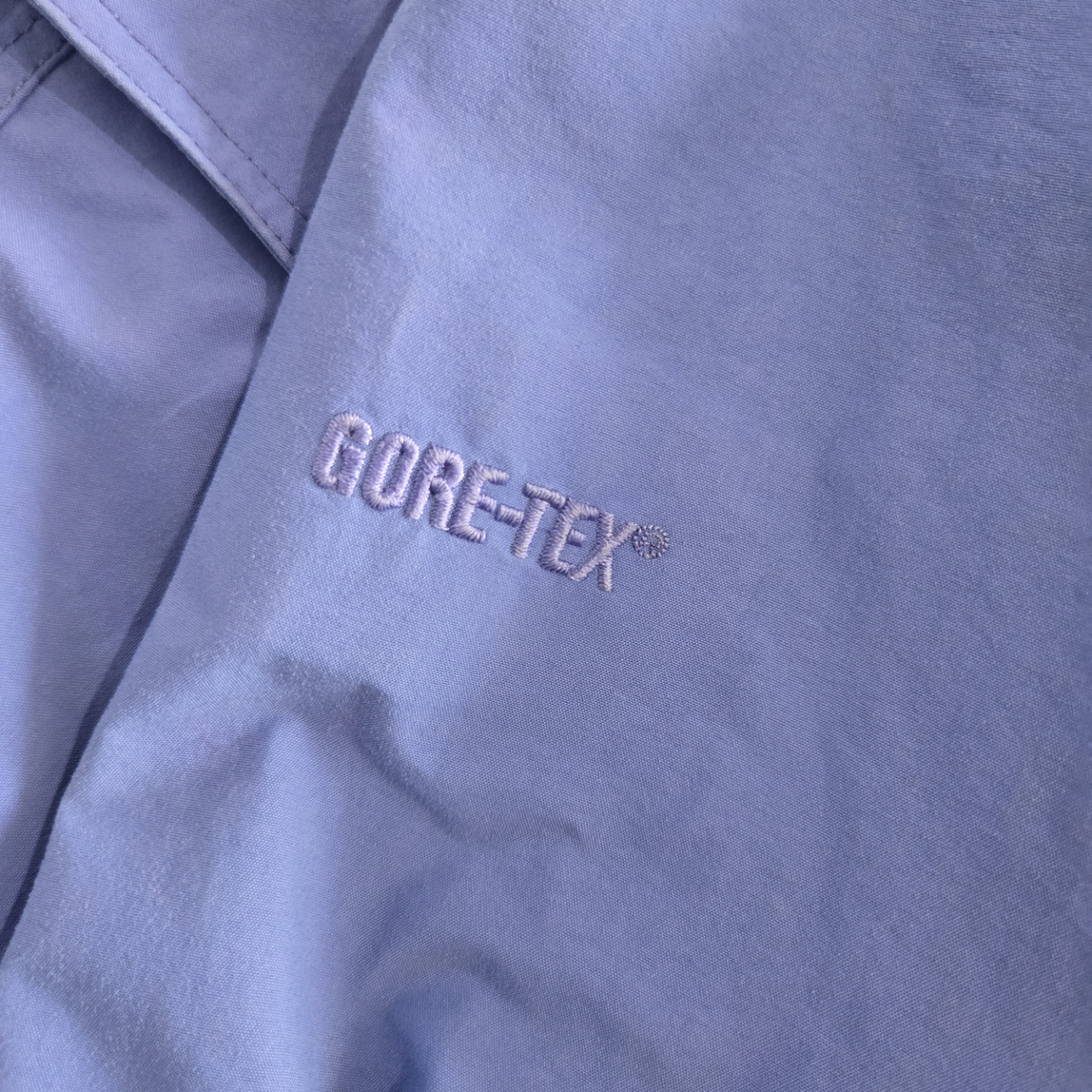 Patagonia Women's GORE-TEX Jacket - Size Small - photo 3