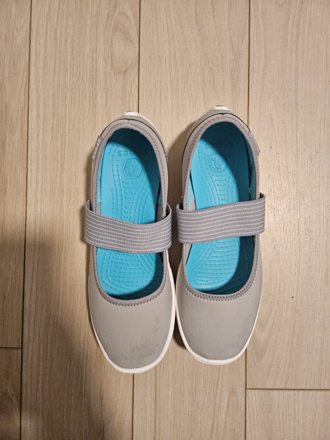 Crocs Gray and Blue Mary Jane Shoes Size 7 thumbnail