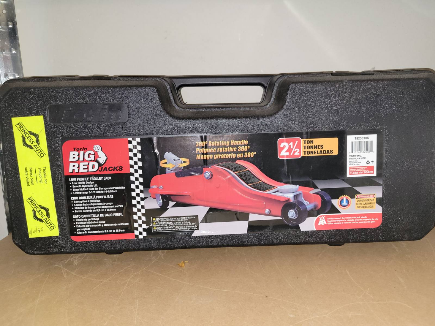 Torin Big Red Jacks 2 1/2 Ton Low Profile Trolley Jack