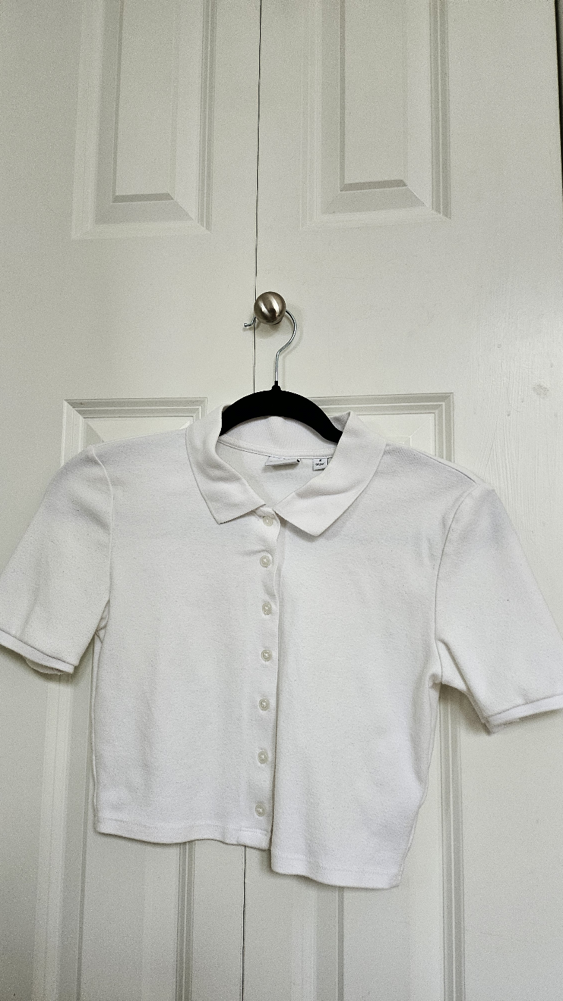 SUNDAY BEST White cropped Sun-deh collared shirt - photo 3