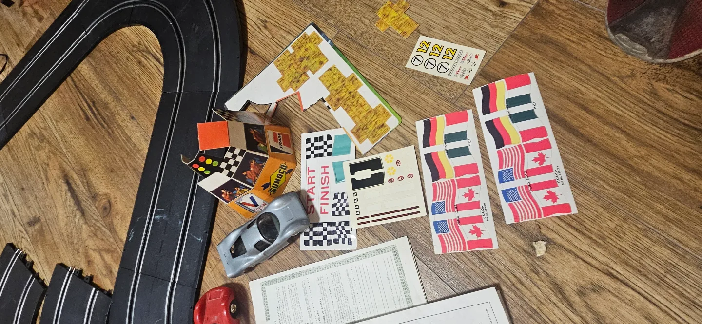 vintage stormbecker slot car track and extras image indicator(3)