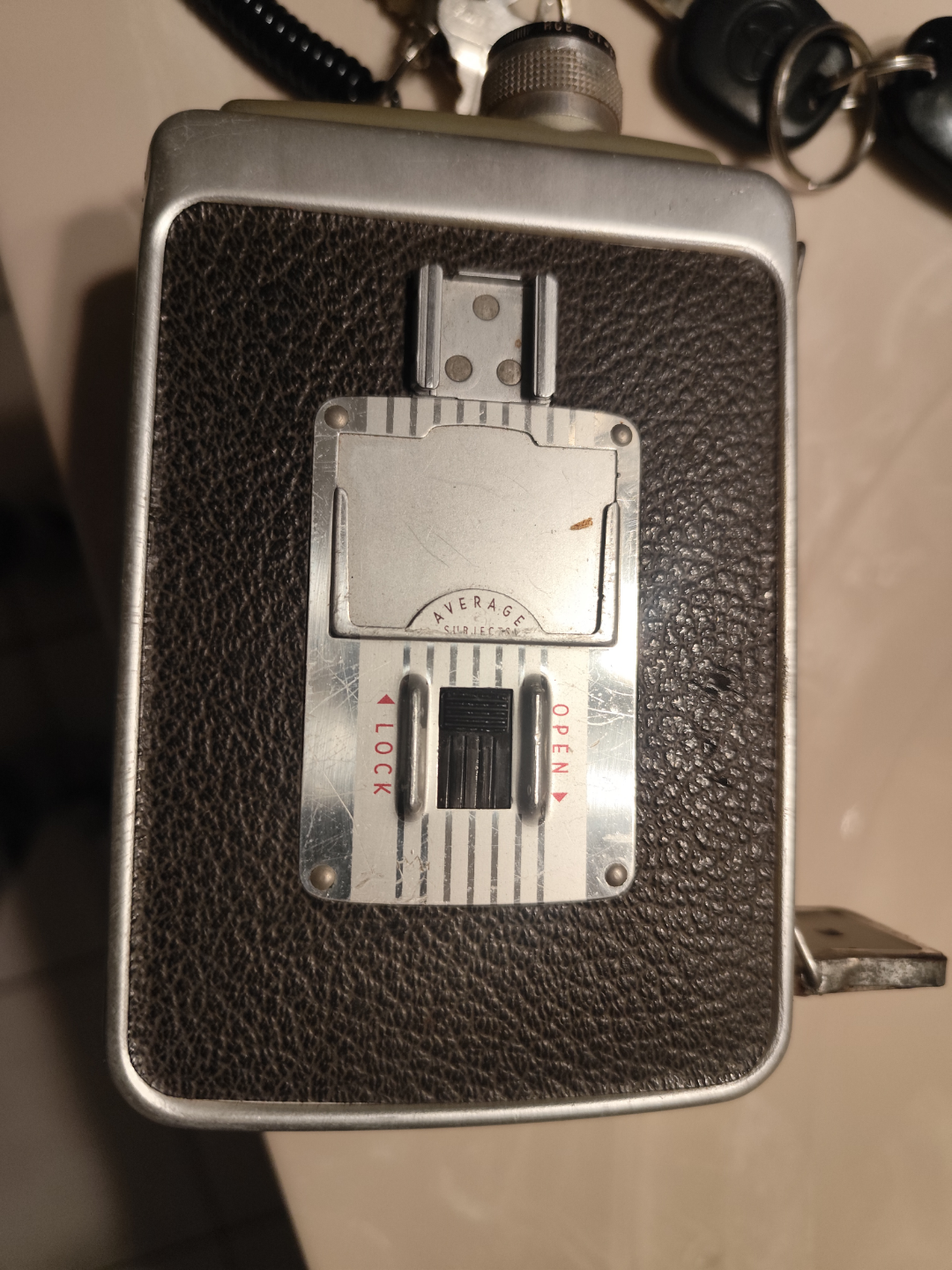 Vintage Kodak Brownie 8 Movie Camera with Case - photo 3