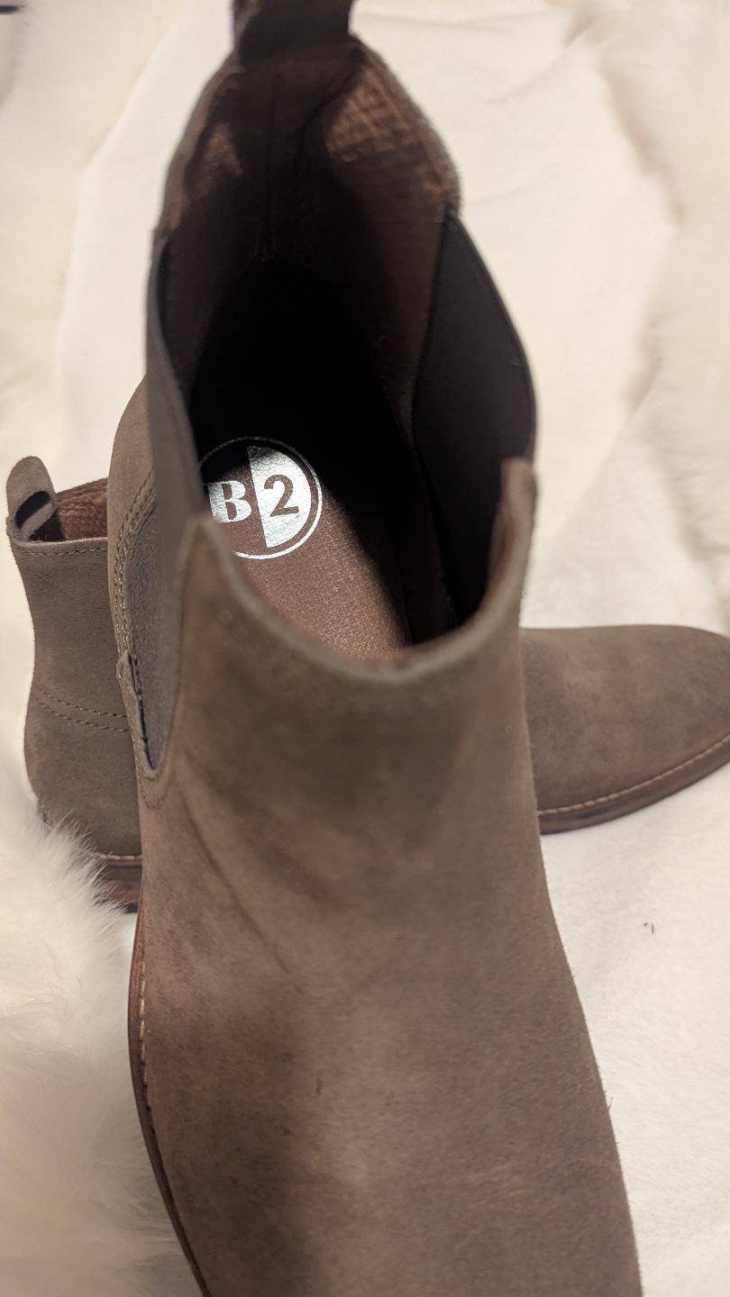 Brown-Grey suede ankle boots - photo 2