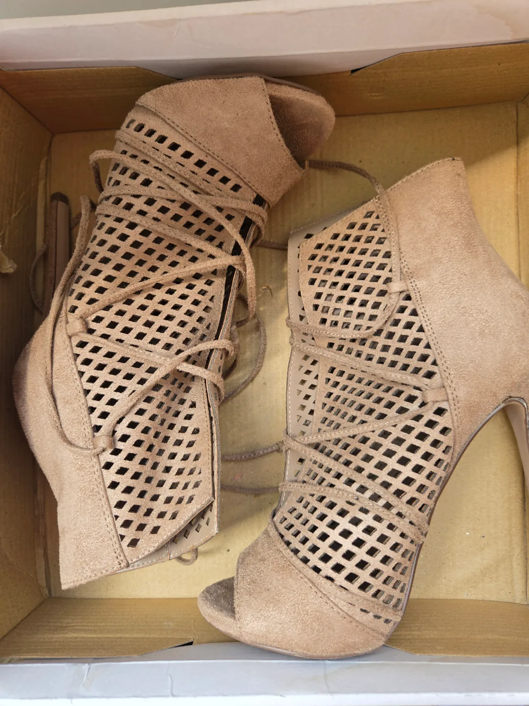 Women's Heels - Various Styles image indicator(2)