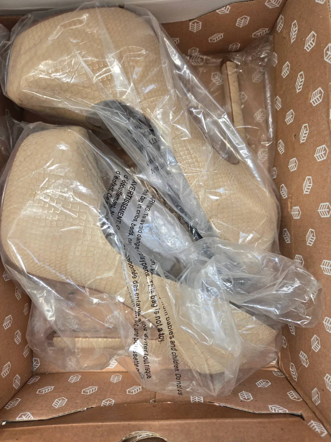 Women's Heels - Various Styles image indicator(8)