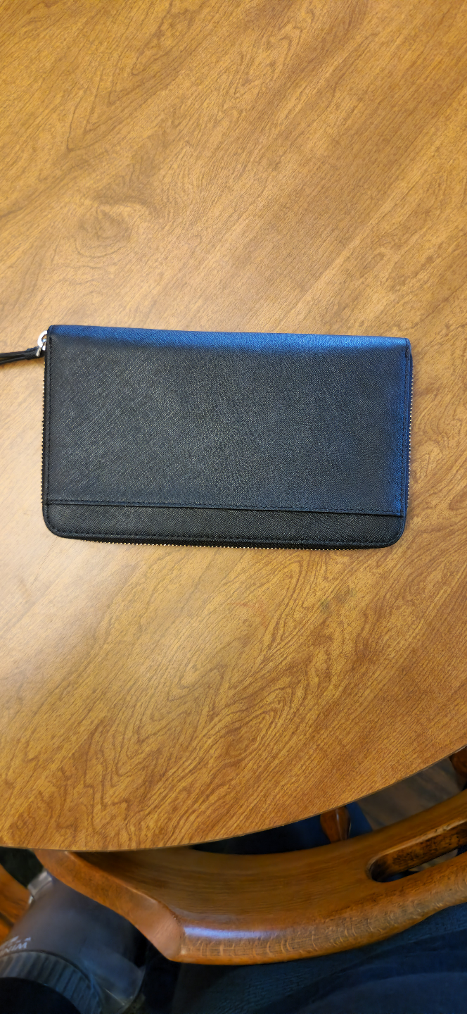Kate Spade New York Black Leather Travel Wallet - photo 3