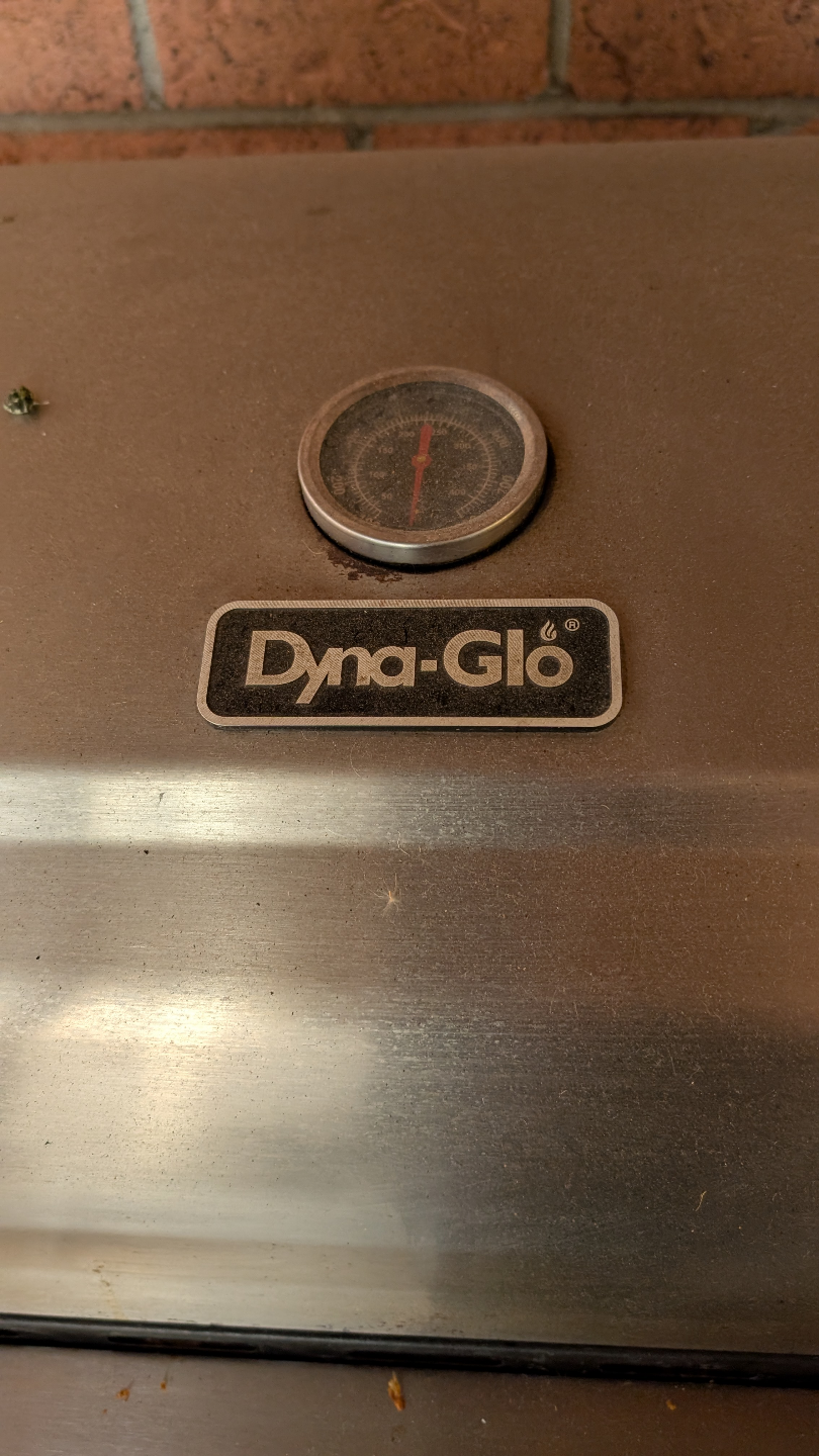 Dyna-Glo 5-Burner Stainless Steel Gas BBQ Grill - photo 5