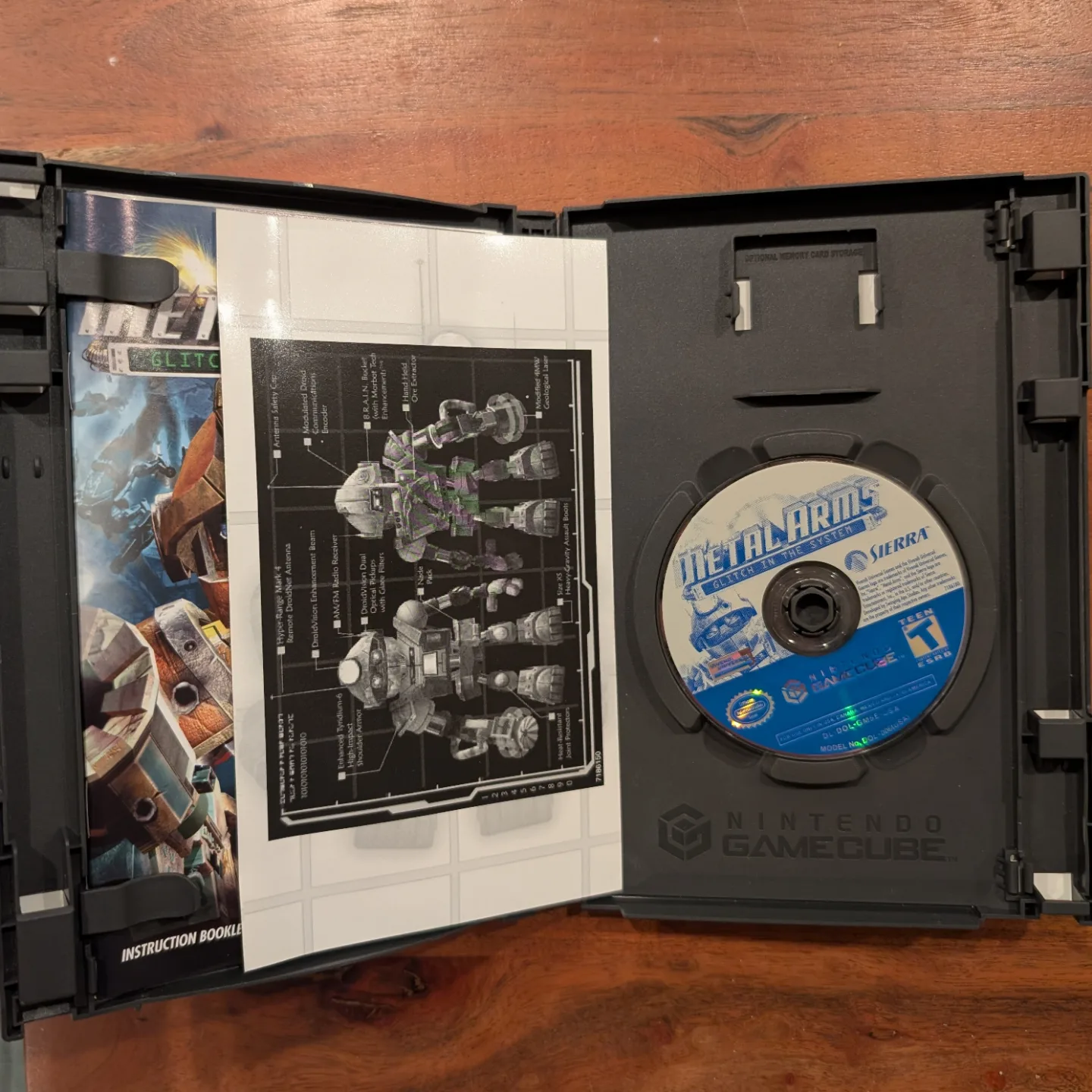 Nintendo GameCube - Metal Arms Glitch in the System CIB image indicator(2)