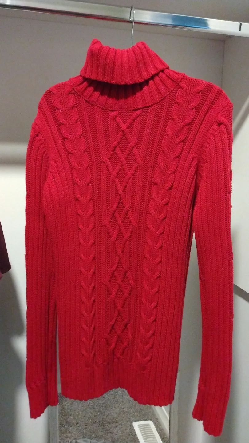 Women's Red Cable Knit Turtleneck Sweater