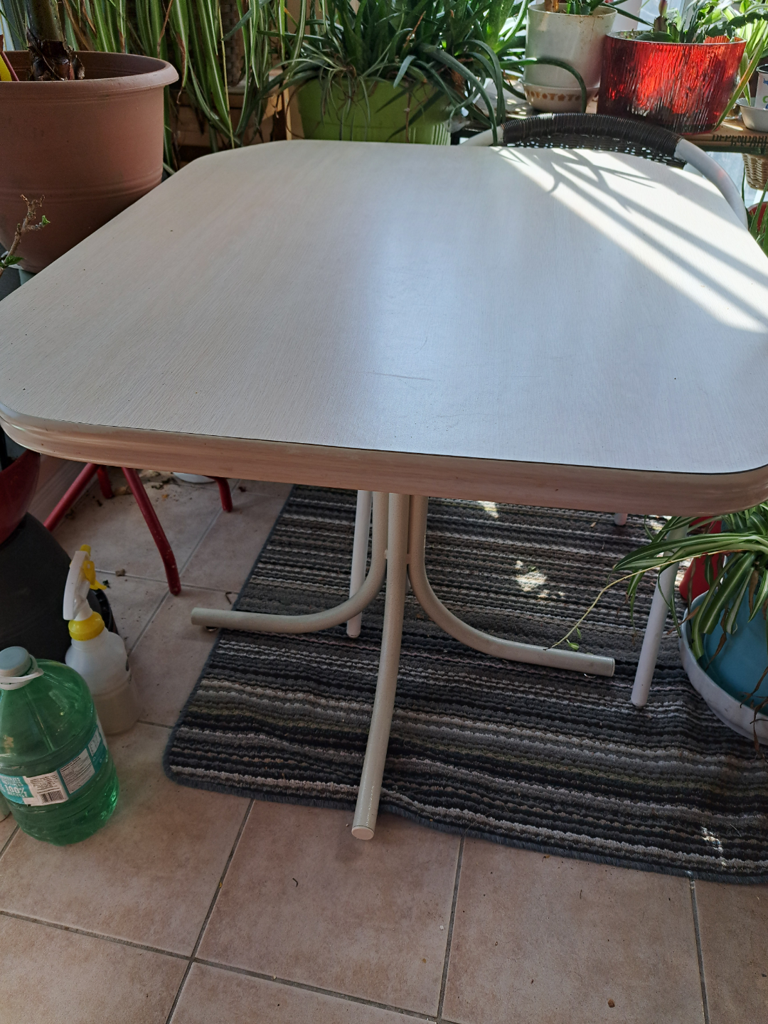 White  Wood & Metal Table - photo 2