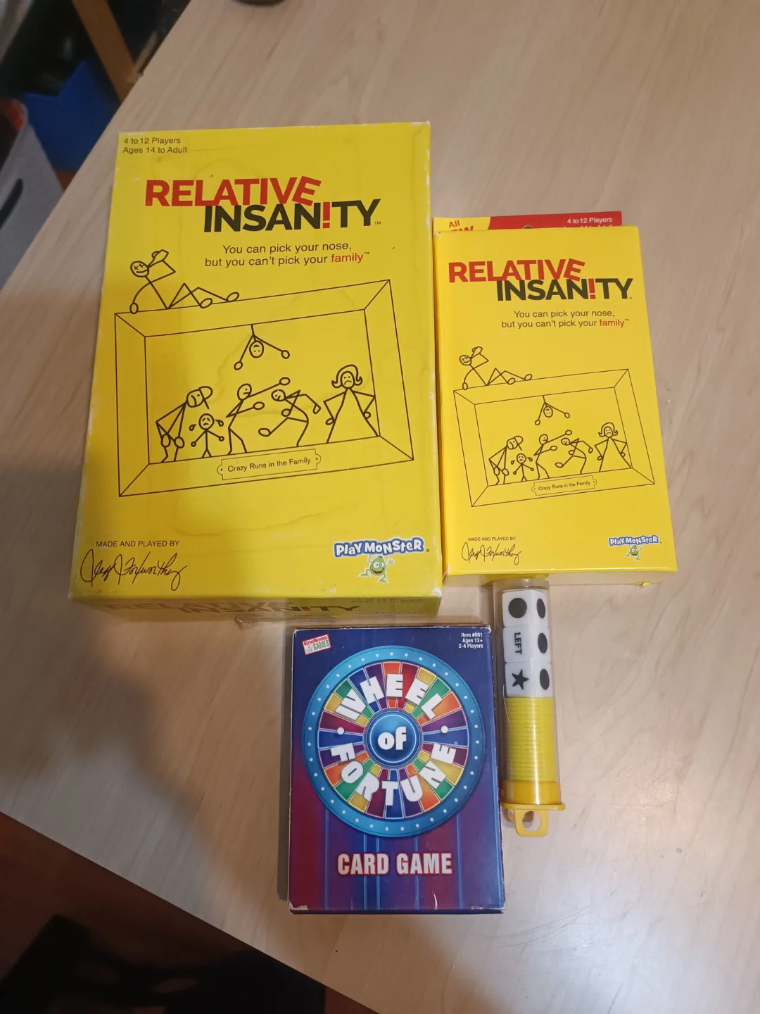 Board Game Bundle: Relative Insanity & Wheel of Fortune thumbnail