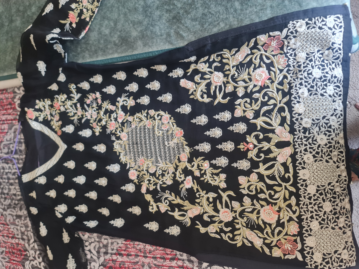 Black embroidered kurta - photo 2