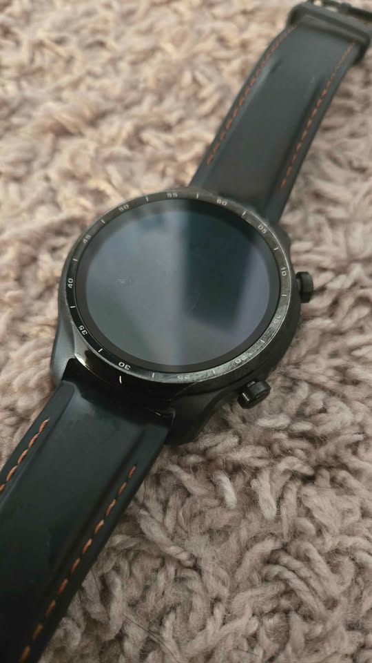 TicWatch Smartwatch with Charger - photo 2