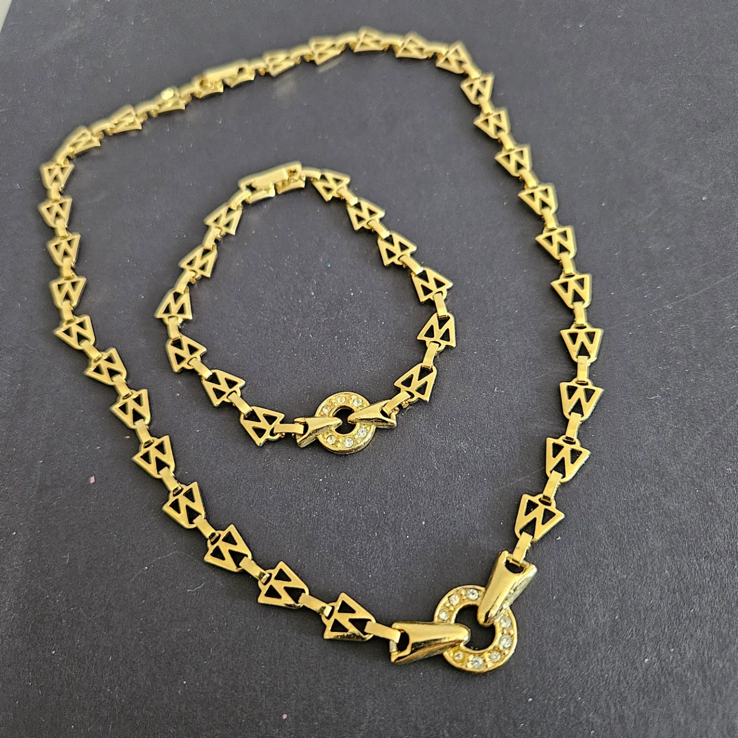 Gold Tone Necklace and Bracelet Set thumbnail