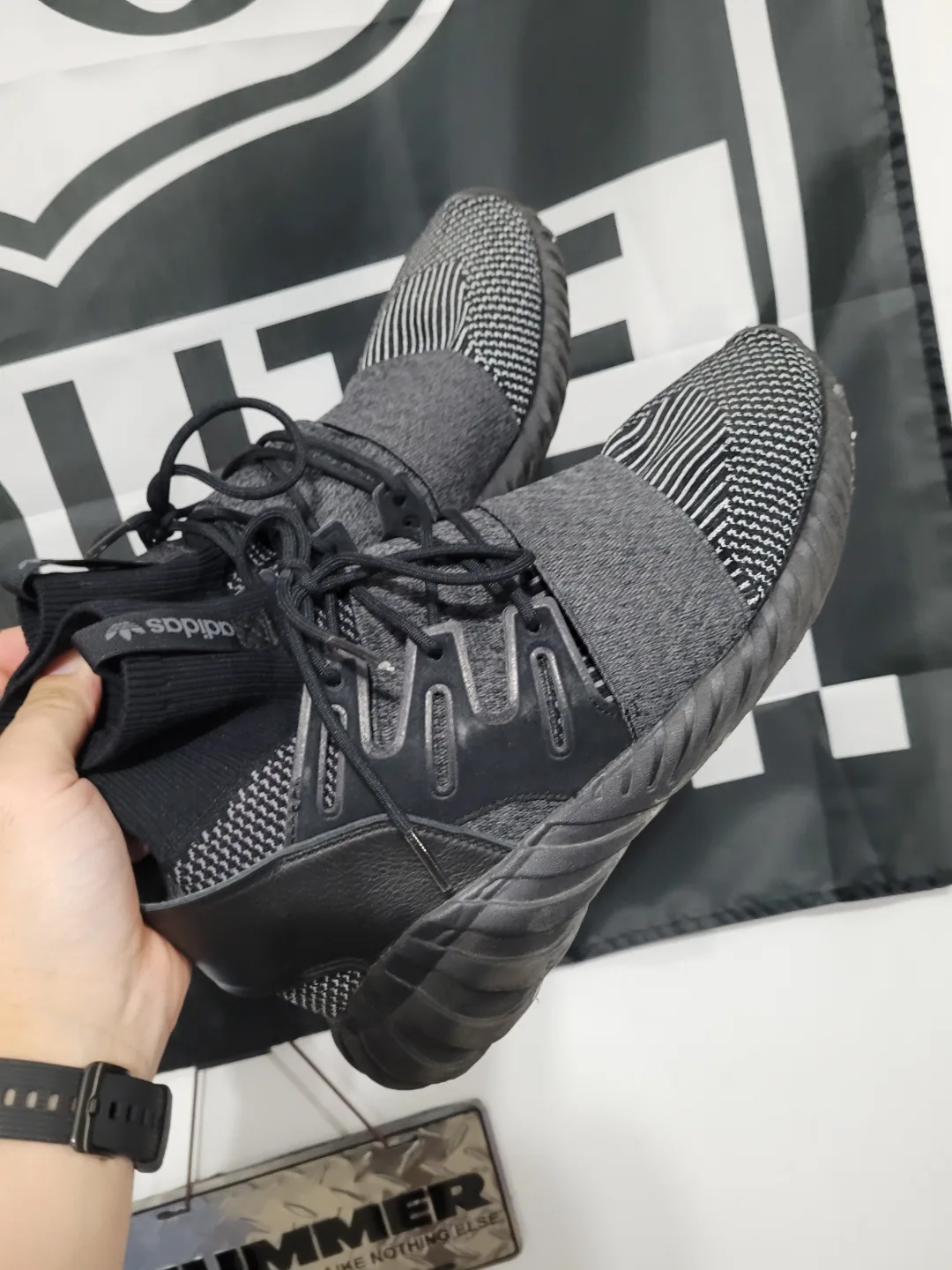 Adidas Tubular Doom image indicator(4)