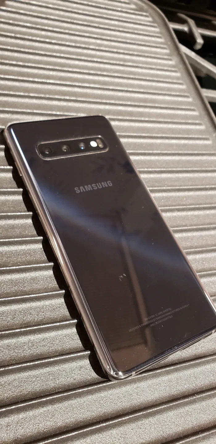Ssumg Galaxy S10+ 128GB Black Cell Phone thumbnail