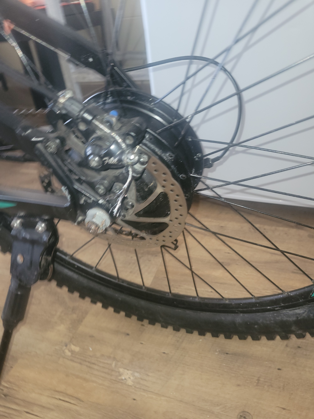 GoTrax Electric Mountain Bike - photo 2