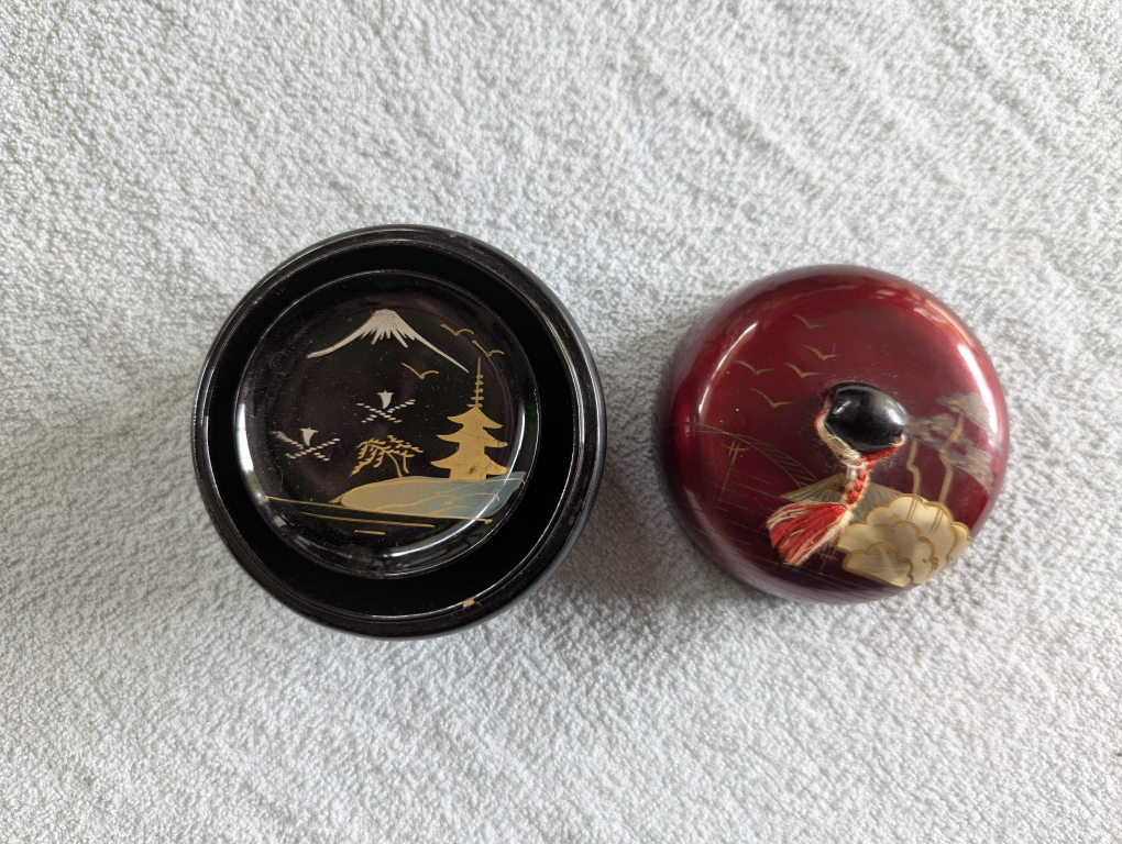 Vintage Lacquer Coaster Set - photo 2