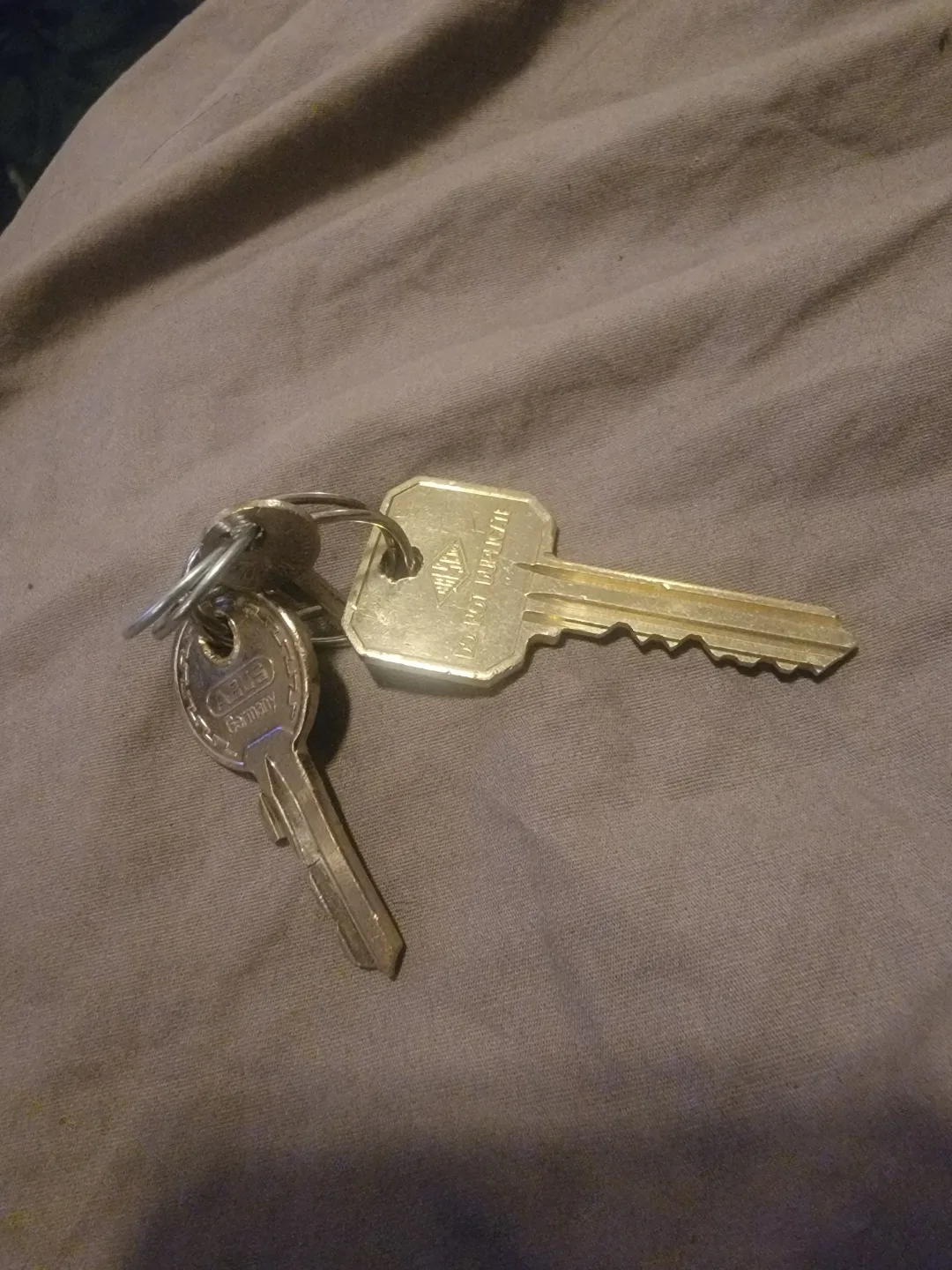 found keys thumbnail