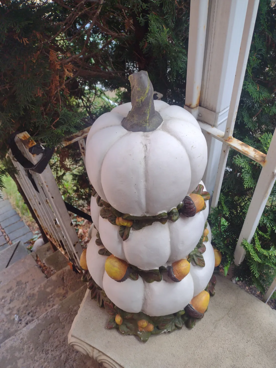 Autumn Stacked Pumpkins Decor image indicator(3)