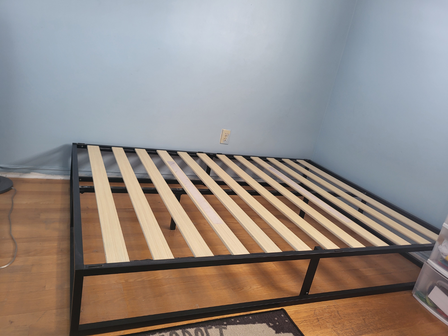 2 double/ full-size metal bed frames with bamboo mattresses - photo 5