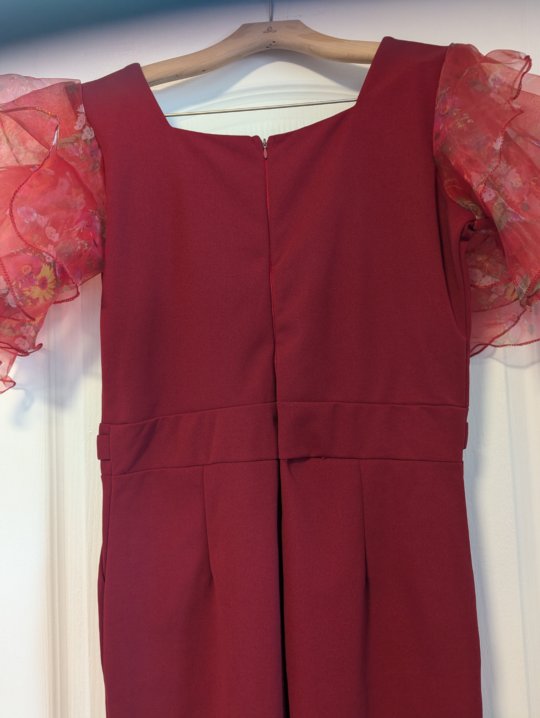 Red pantsuit with floral sleeves - photo 5