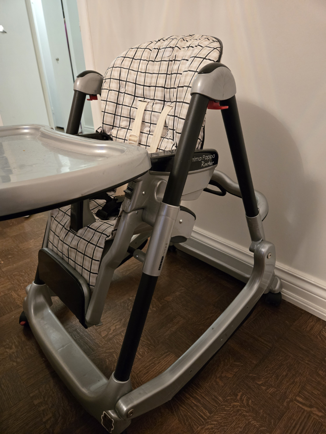 Baby high chair - photo 2