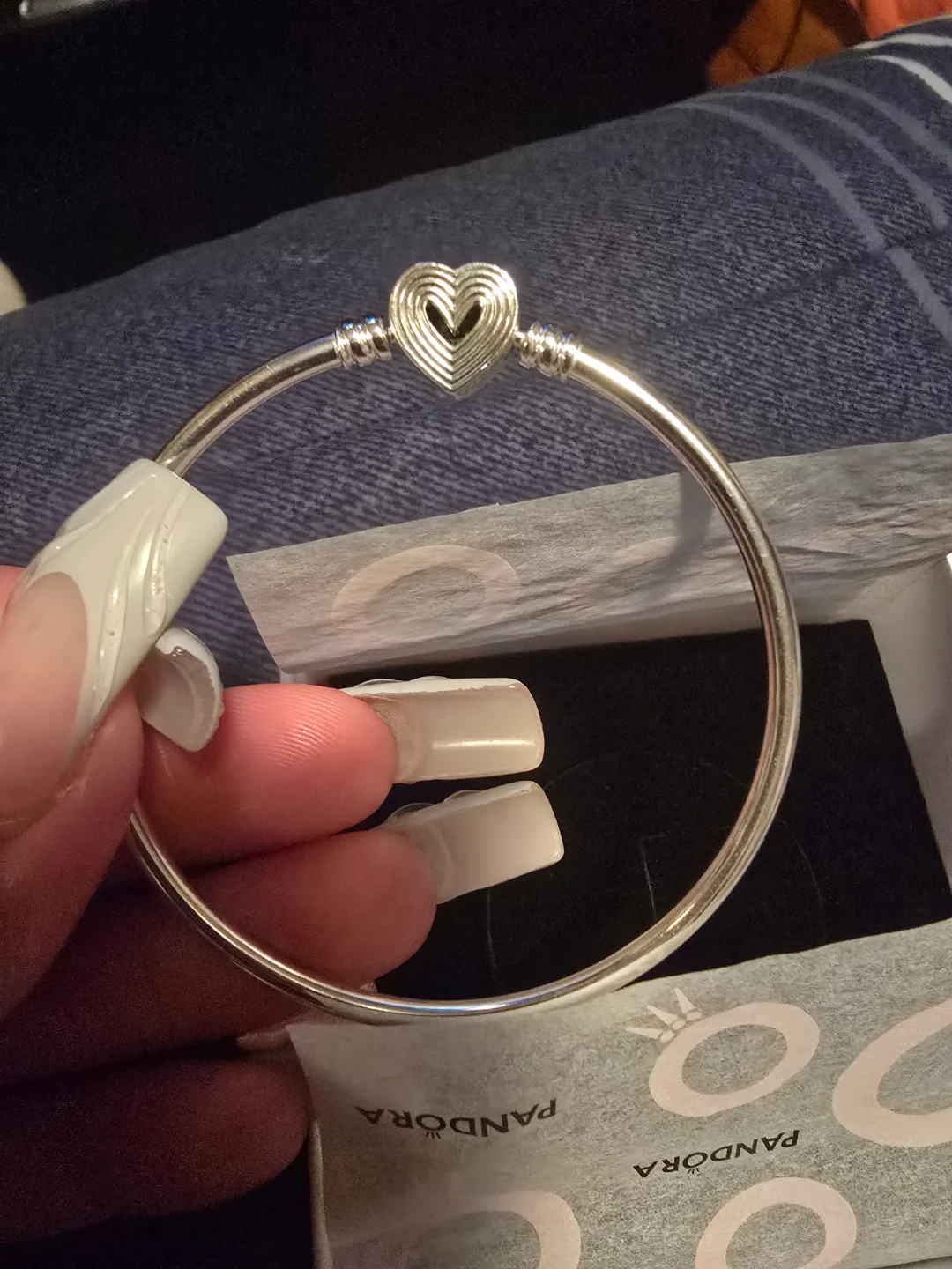 Pandora Radiating Heart Clasp Bangle thumbnail