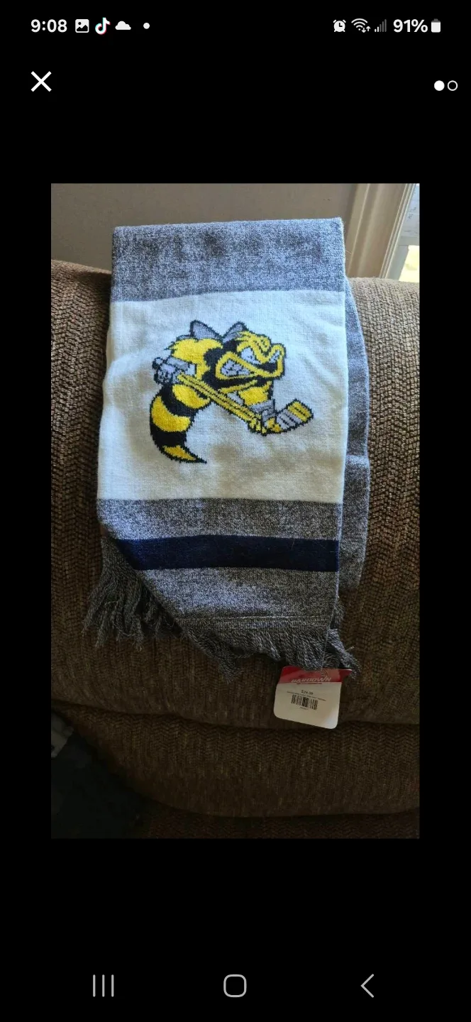 New with Tags! Hamilton Bulldogs Hockey Scarf thumbnail
