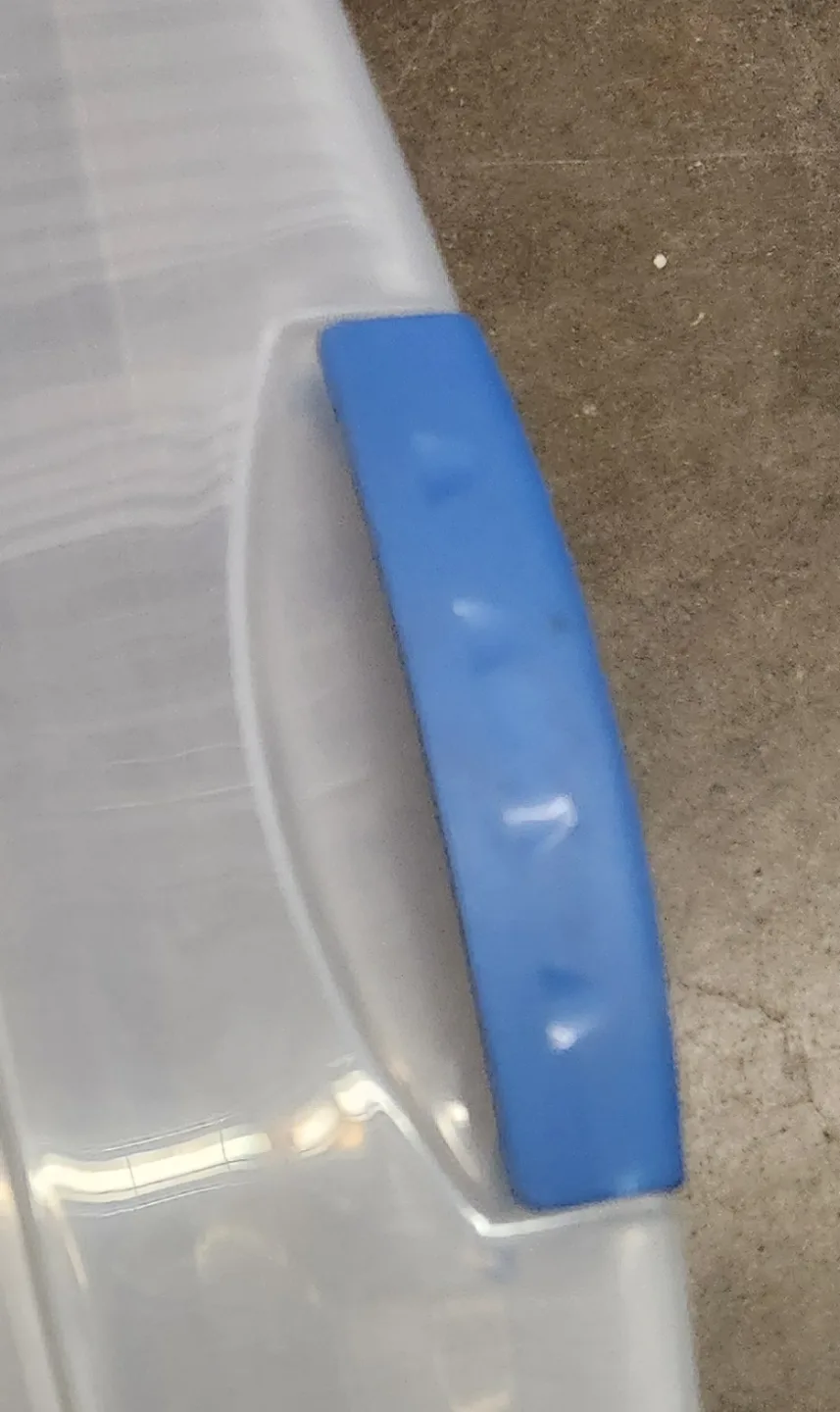 Sterilite Wheeled Underbed Storage Bin image indicator(5)