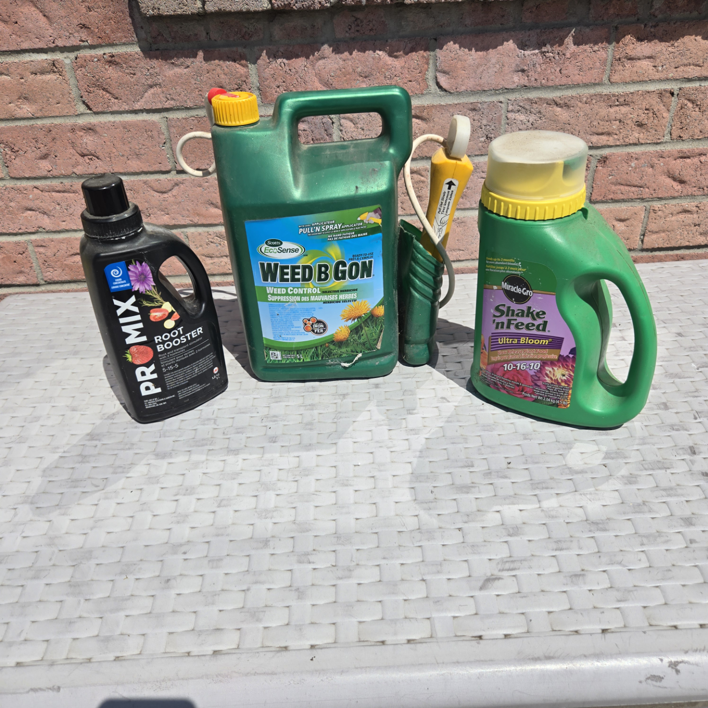 Weed be gone, Shake 'n Feed Promix Root Booster