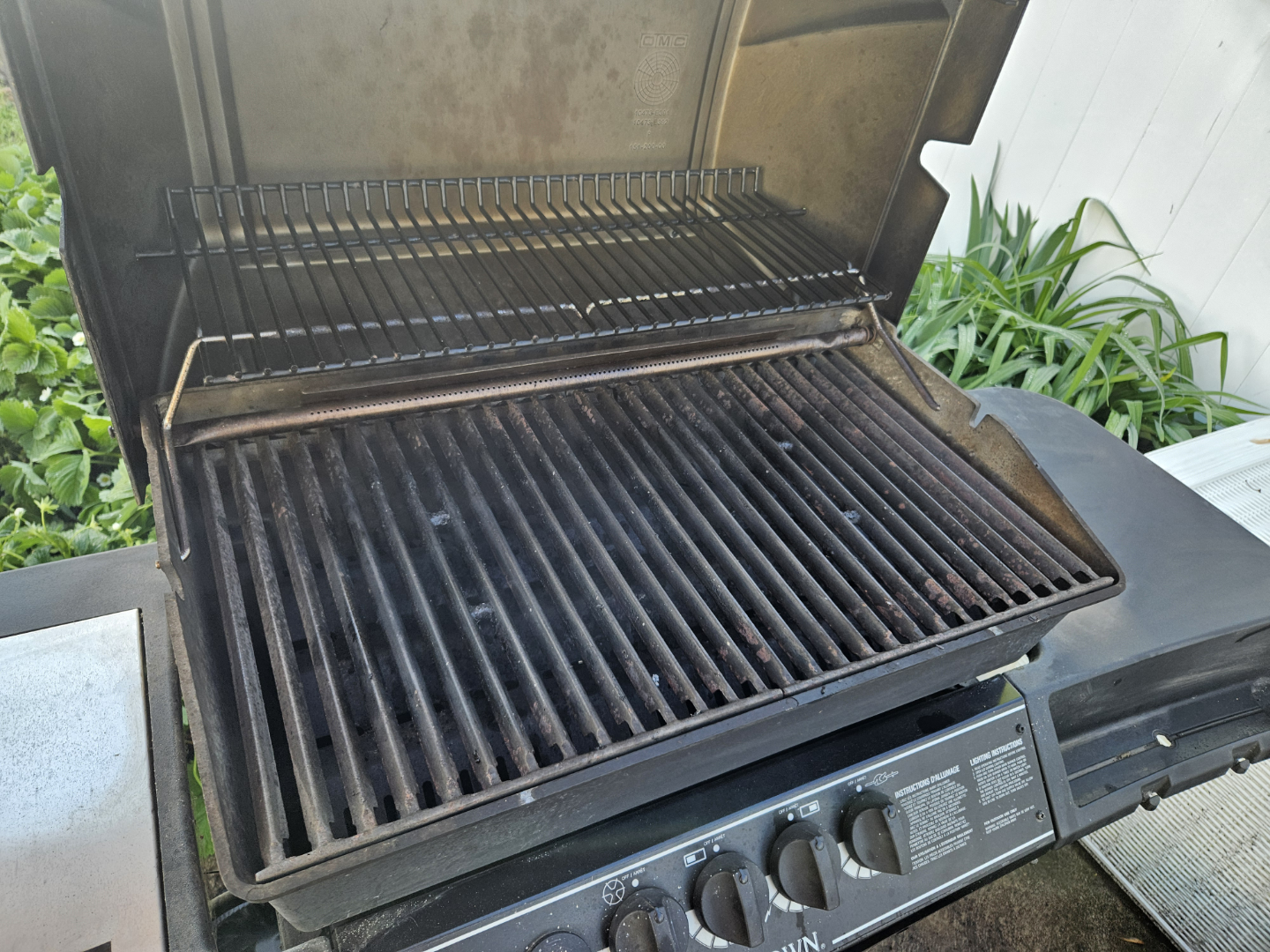 Broil King Crown BBQ Grill - photo 5