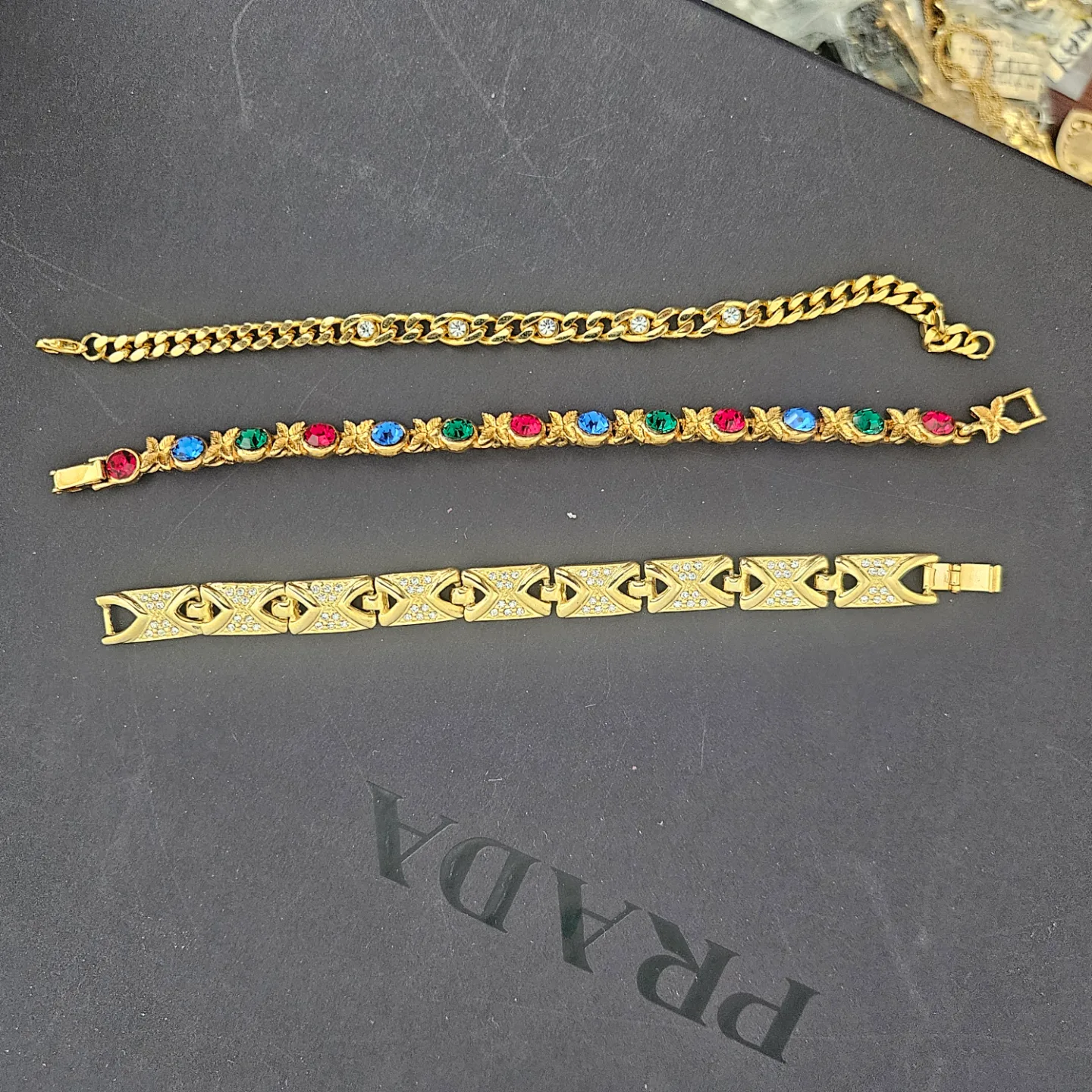 Gold Tone Necklace and Bracelet Set image indicator(2)