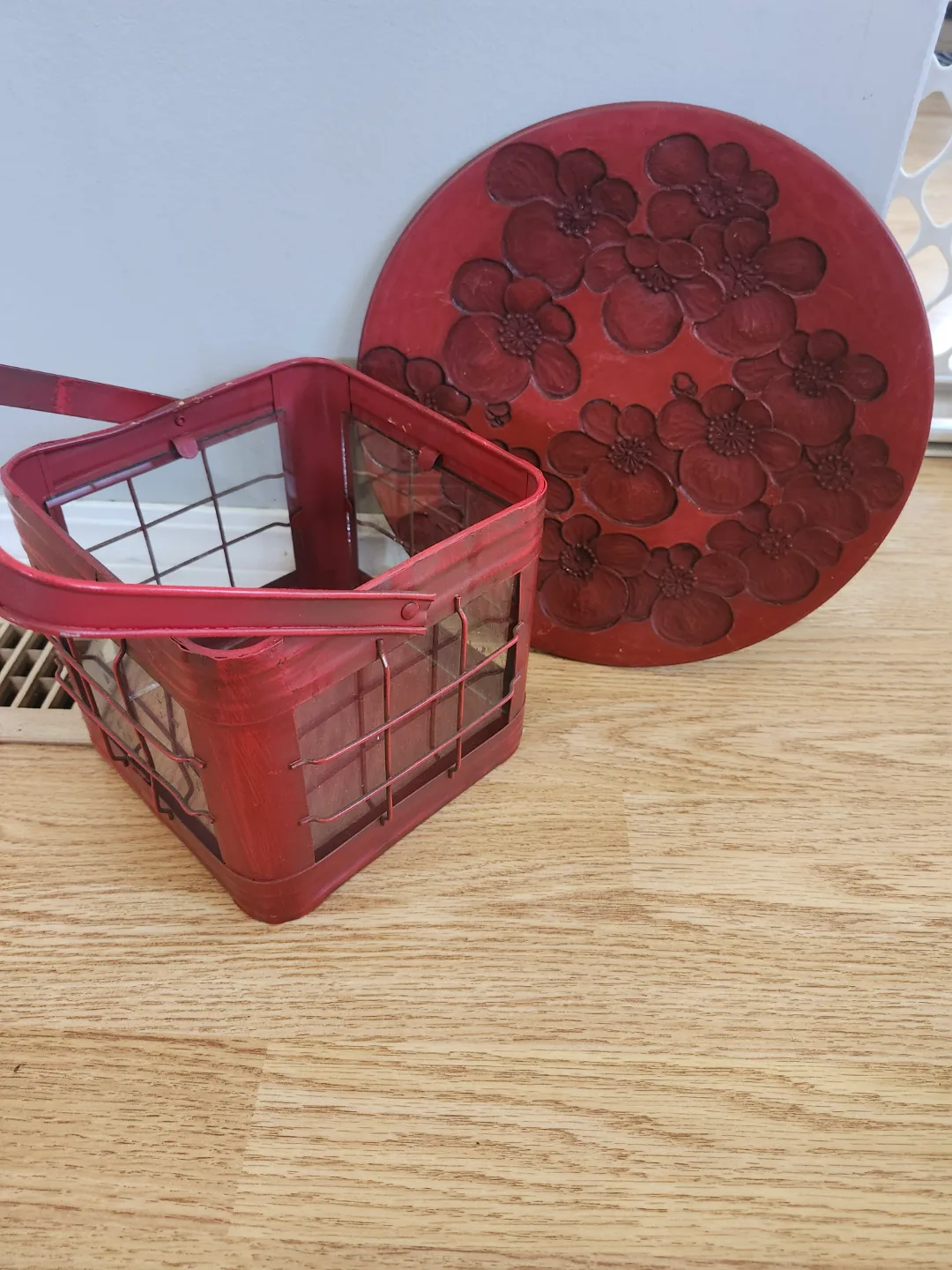 Red Decorative Plate and Metal Basket Set thumbnail