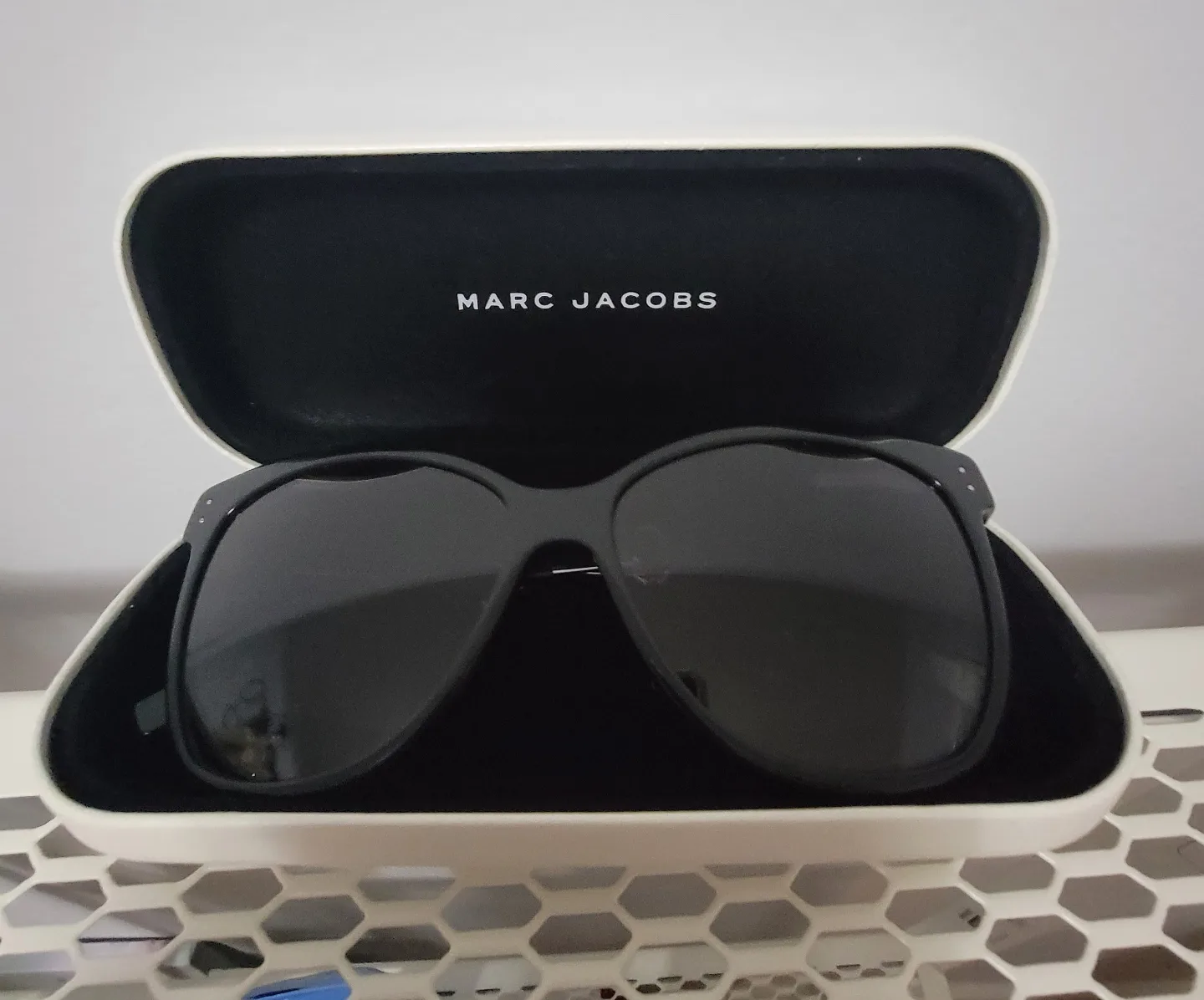 Marc Jacobs 130/S Sunglasses - Black thumbnail