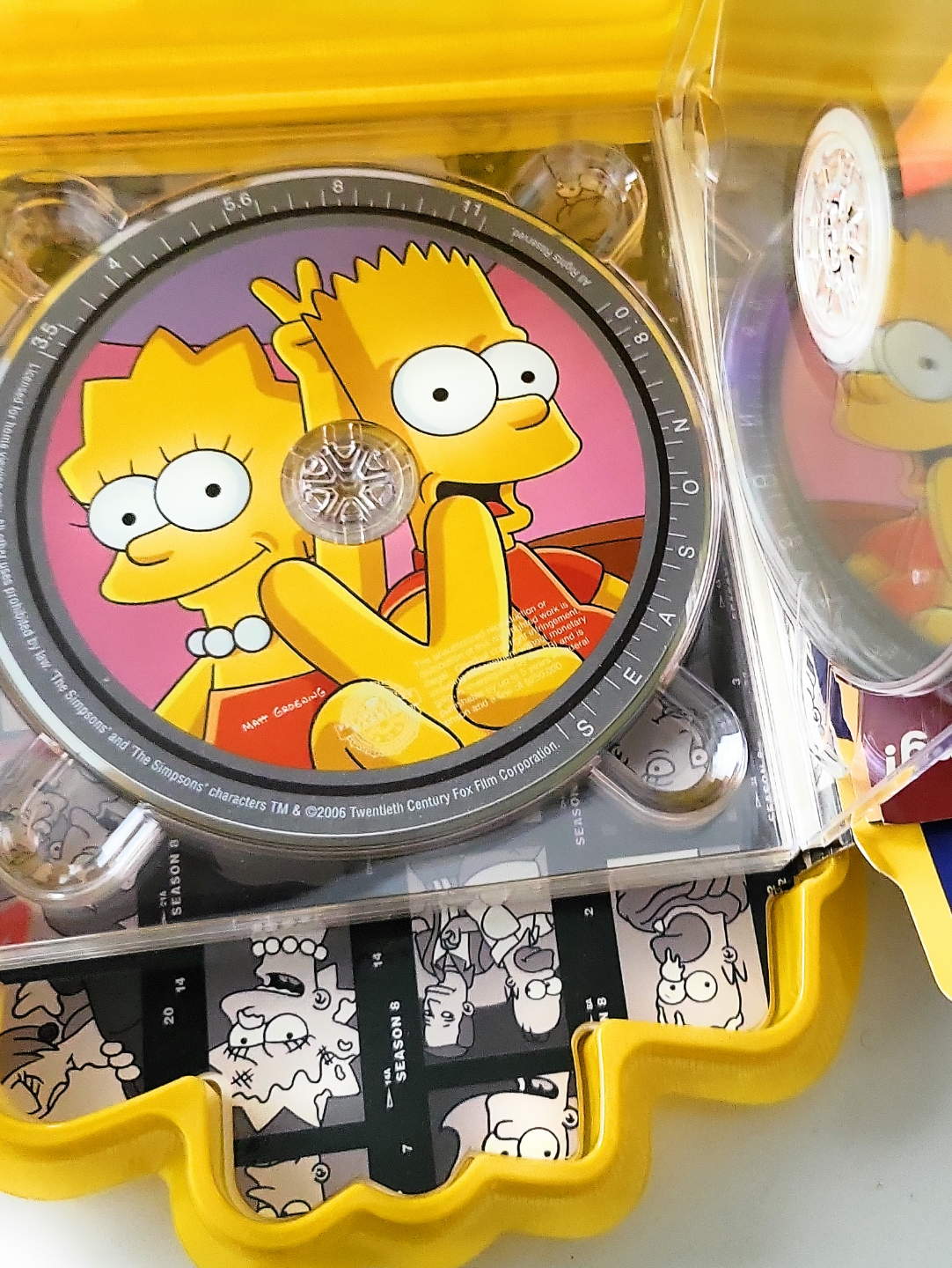 The Simpsons: The Complete Eighth Season DVD Collector's Edition - photo 5