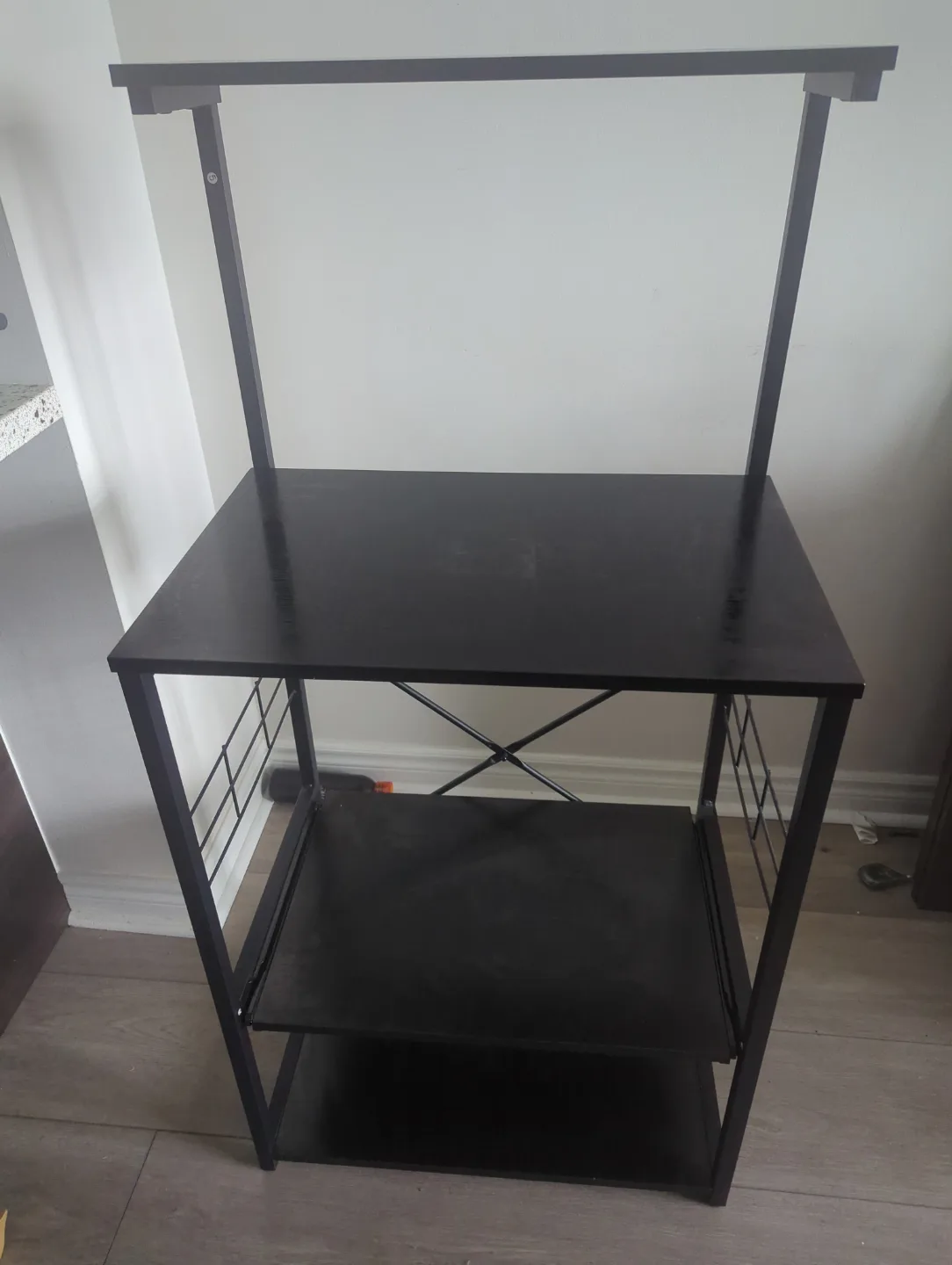 Black 3-Tier Kitchen Baker's Rack image indicator(2)